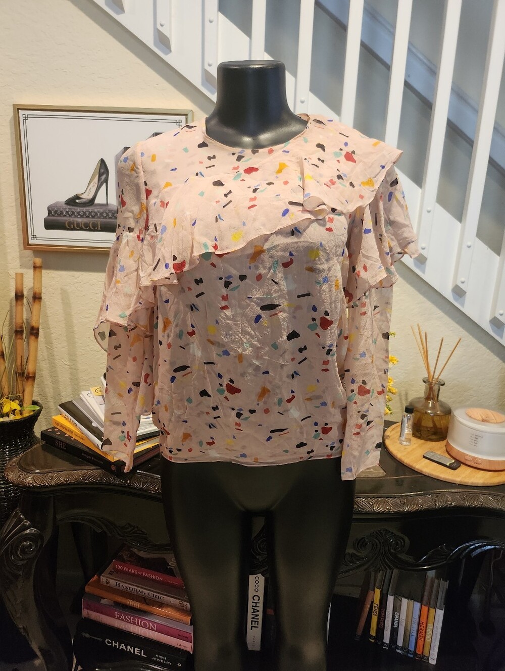 Carolina Herrera top size 2